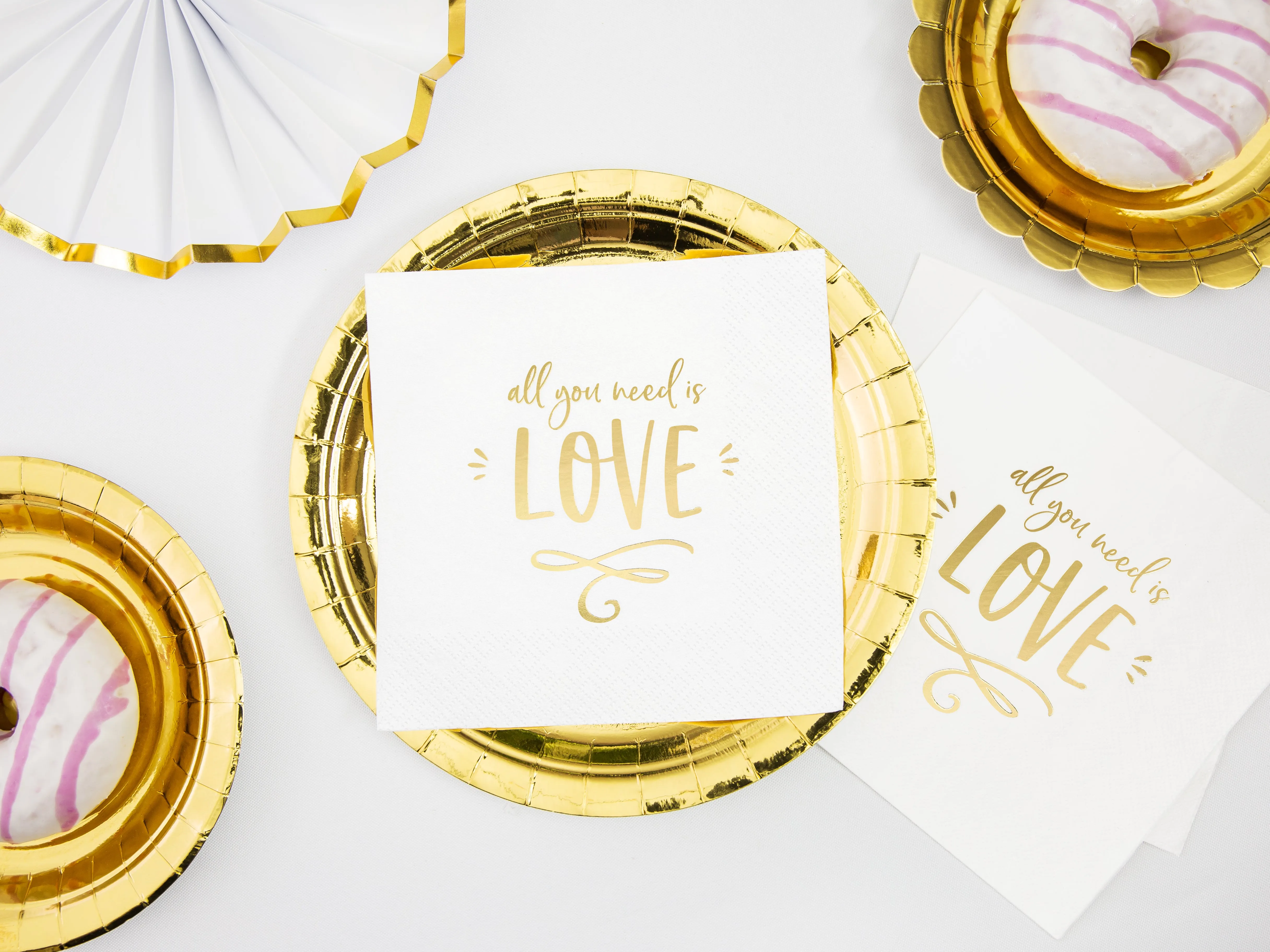All You Need is Love Napkins 20ct