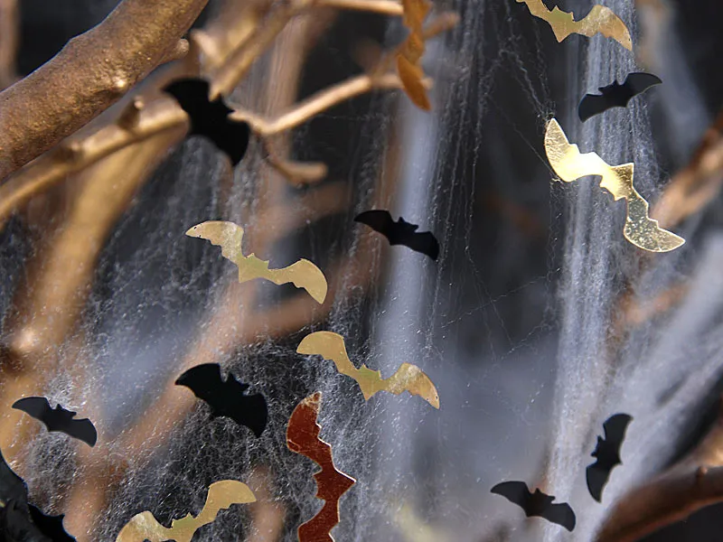 Black & Gold Bat Confetti