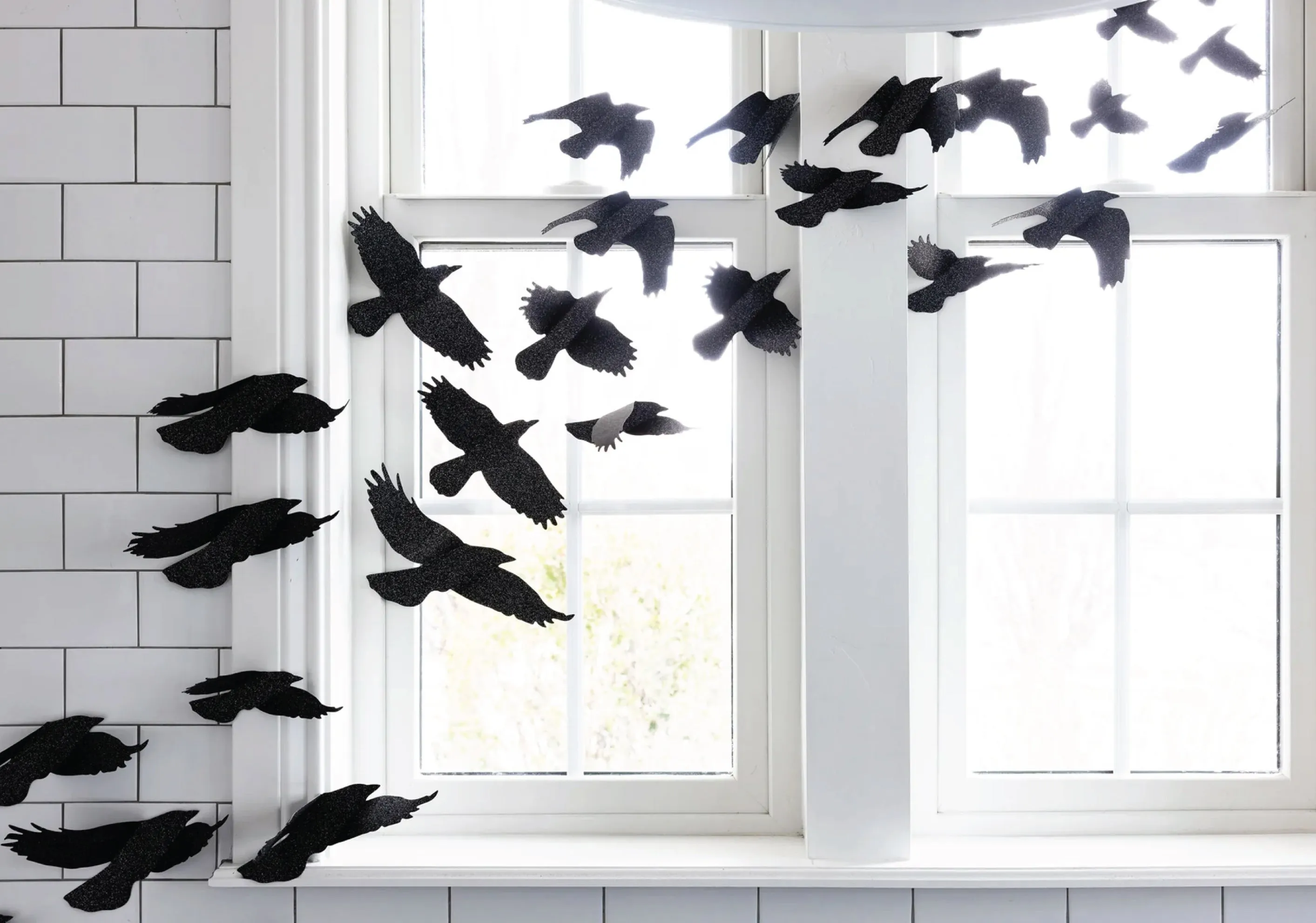 Black Glitter Ravens Halloween Wall Decorations 50ct