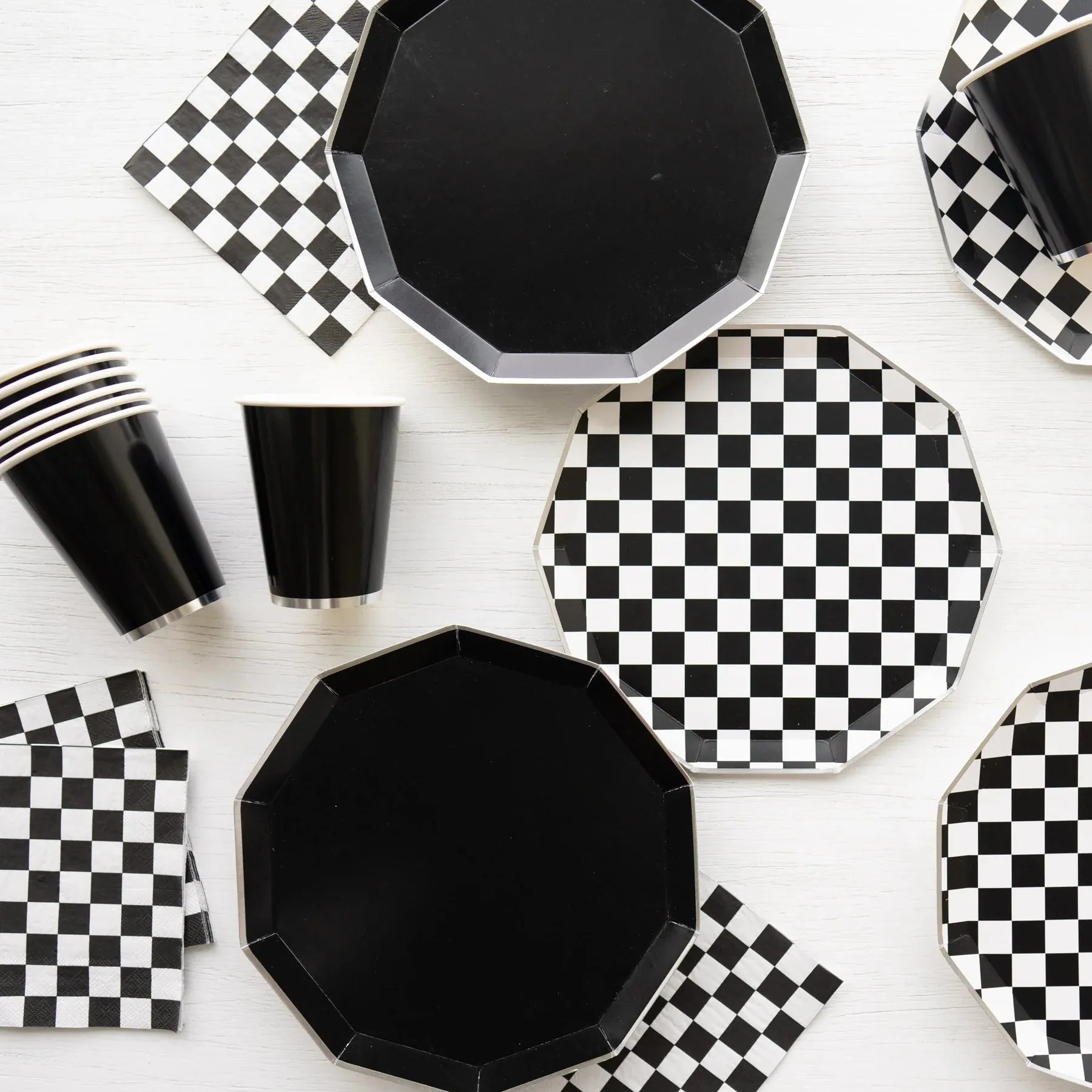 Black Noir Decagonal Dinner Plates 8ct