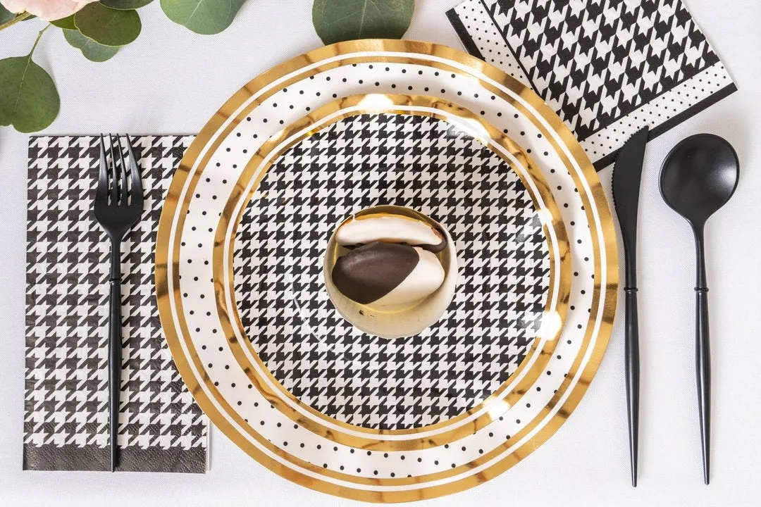 Blanc & Noir Wavy Dinner Plates