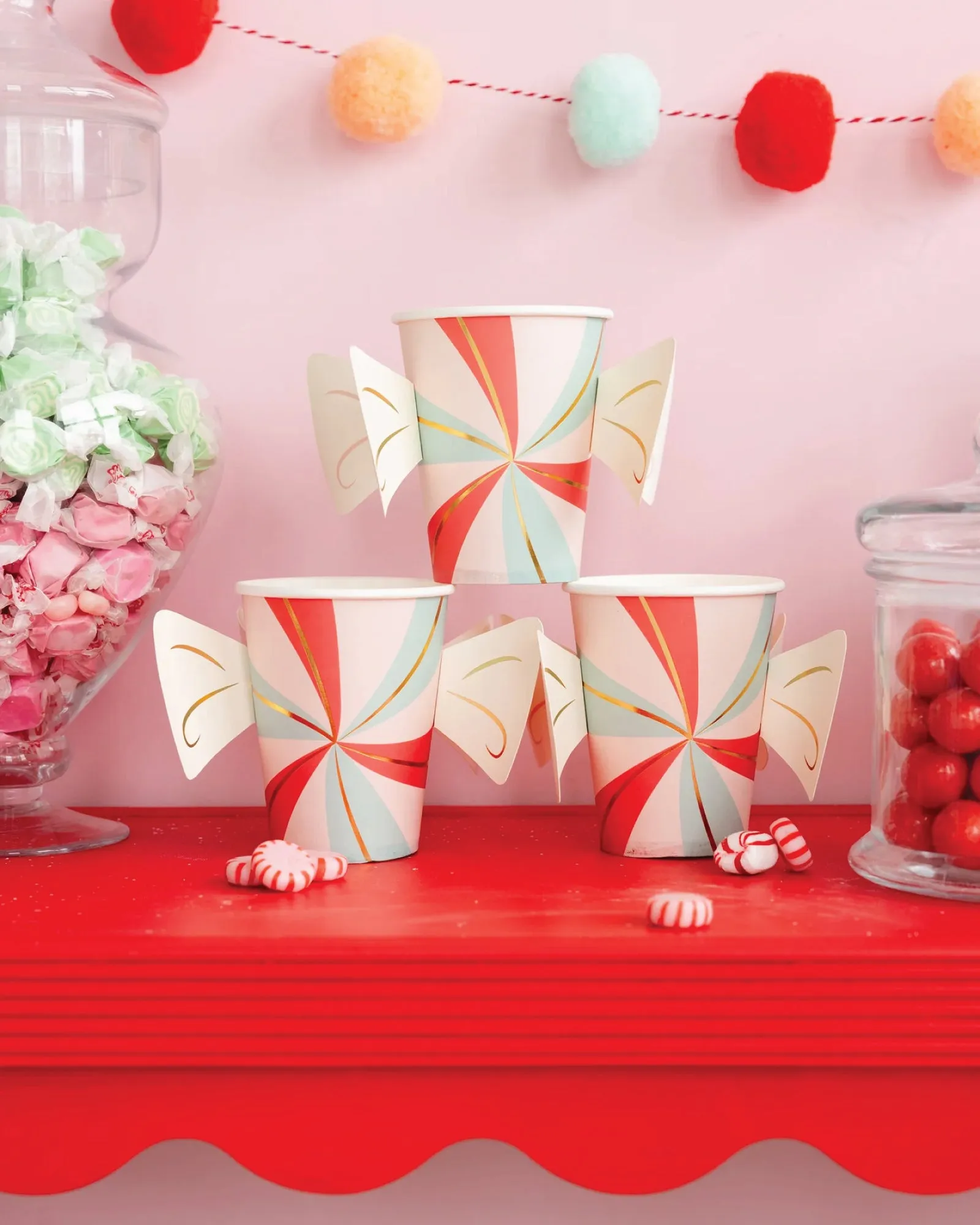 Candy Cane Lane Peppermint Paper Cups 8ct