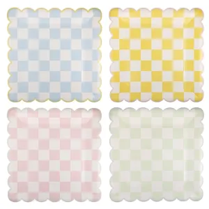 Checkered Scalloped Square Dinner Plate Set 8ct