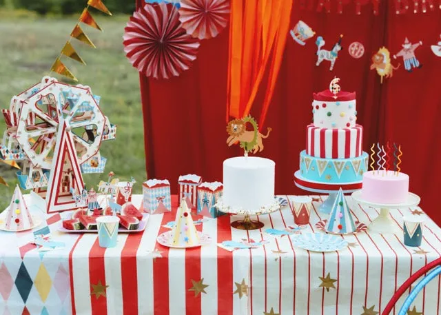 Circus Lion Cake Topper
