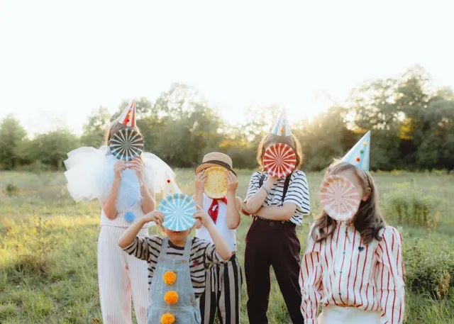 Circus Pompom Party Hats 6ct
