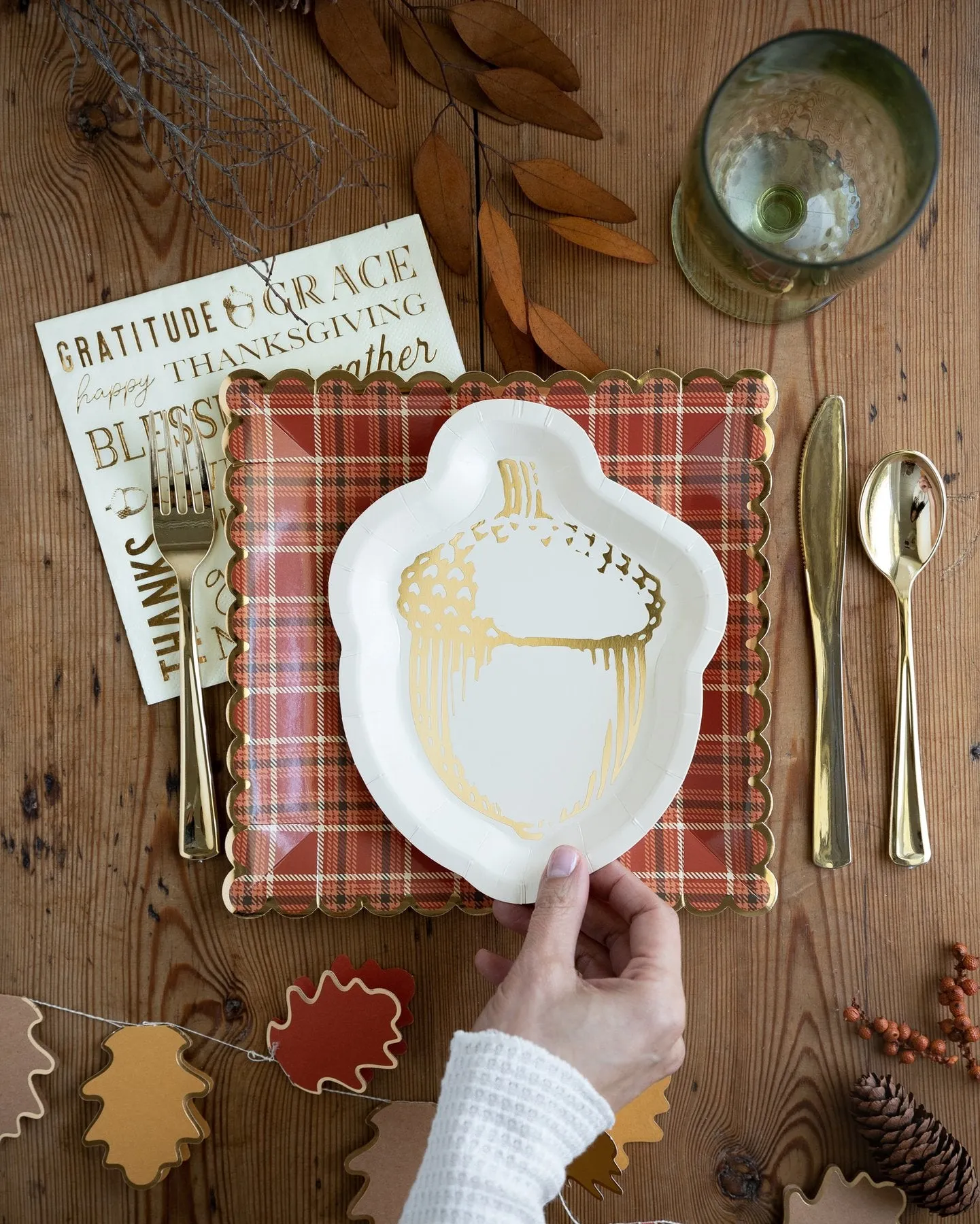 Fall Plaid Scalloped Square Lunch Plates 8ct