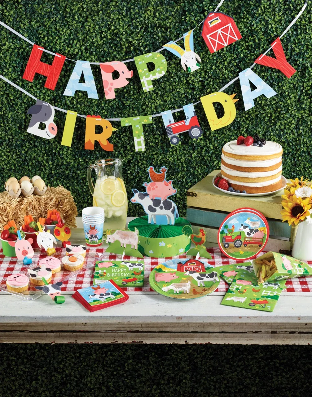 Farm Animals Paper Table Cover