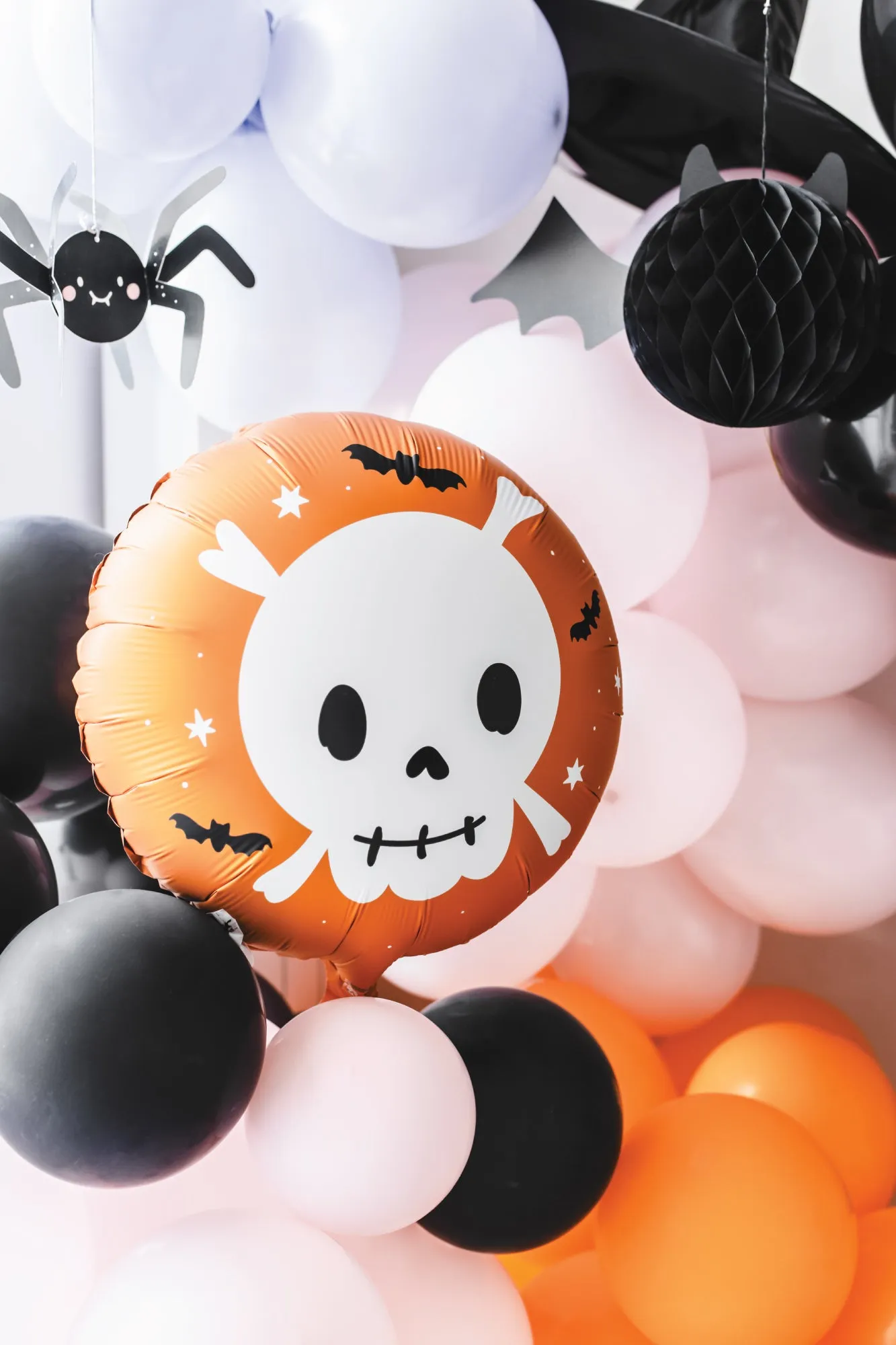 Friendly Halloween Skull Round Foil Balloon 14