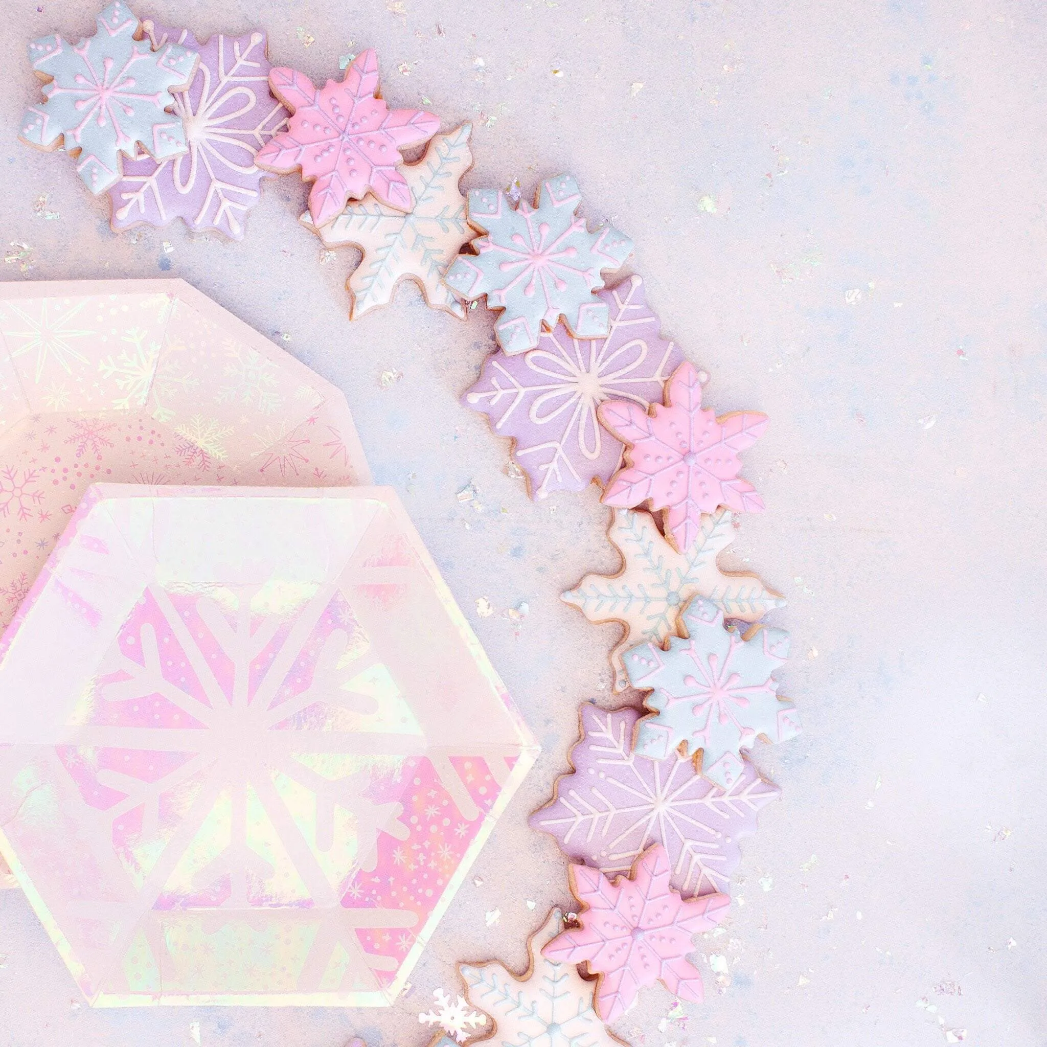 Frosted Iridescent Snowflake Dessert Plates 8ct