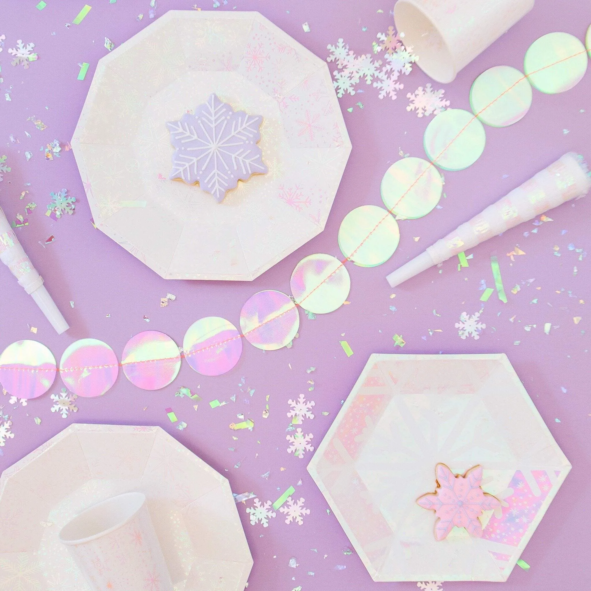 Frosted Iridescent Snowflake Lunch Plates 8ct
