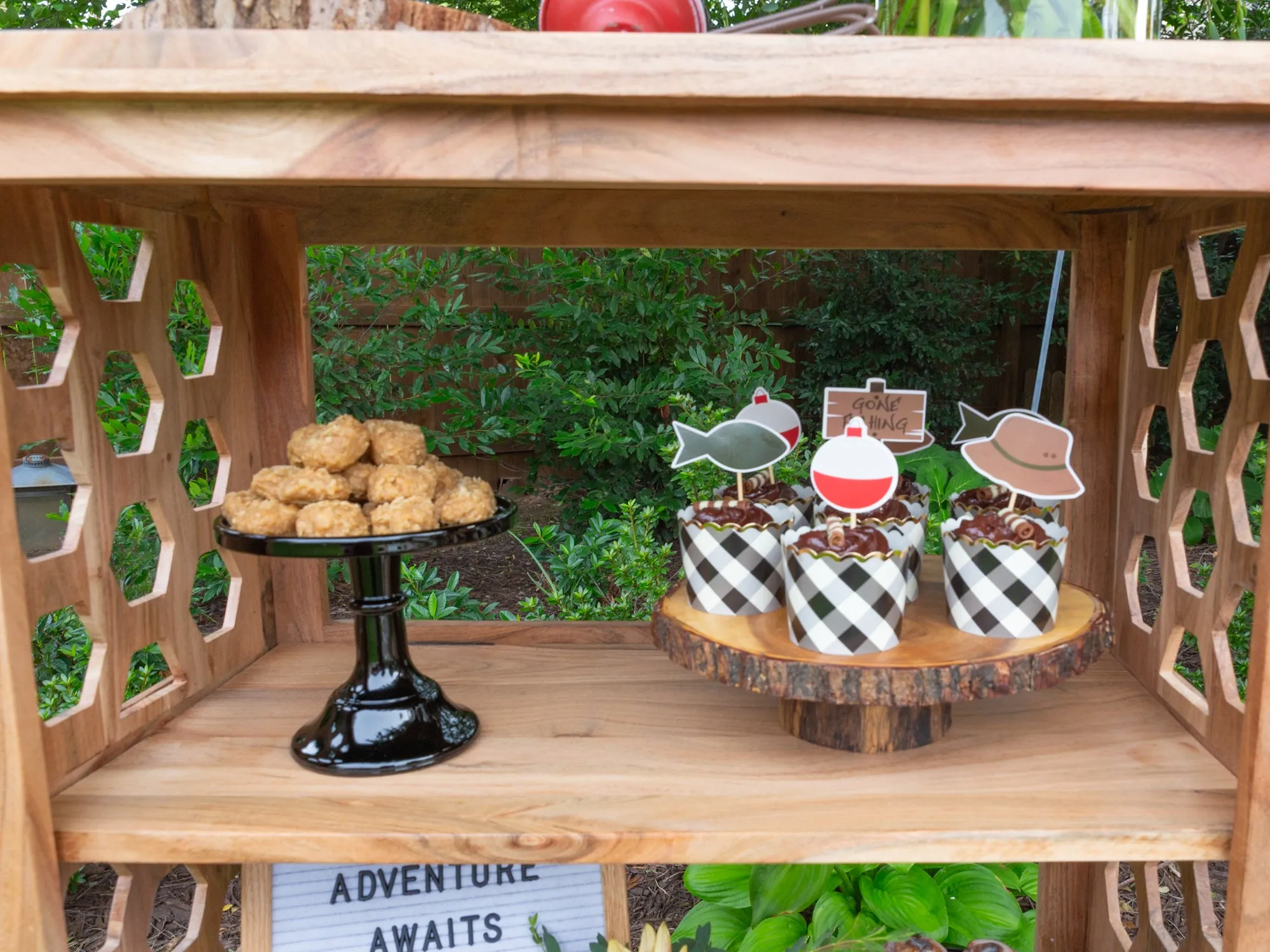 Golden Gingham Plaid Baking Cups 24ct