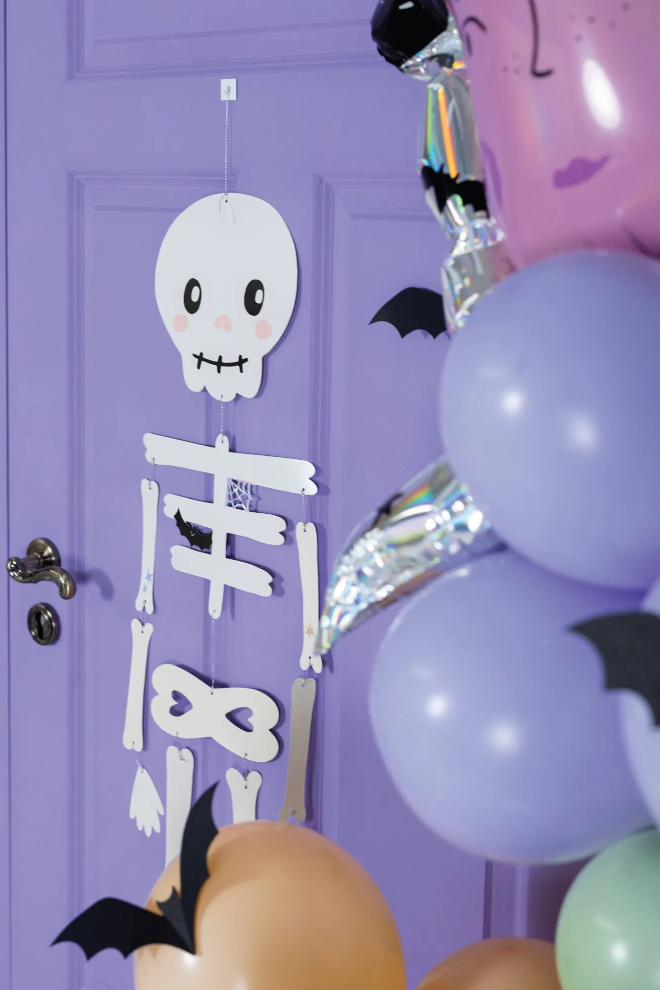 Jointed Skeleton Hanging Paper Decoration