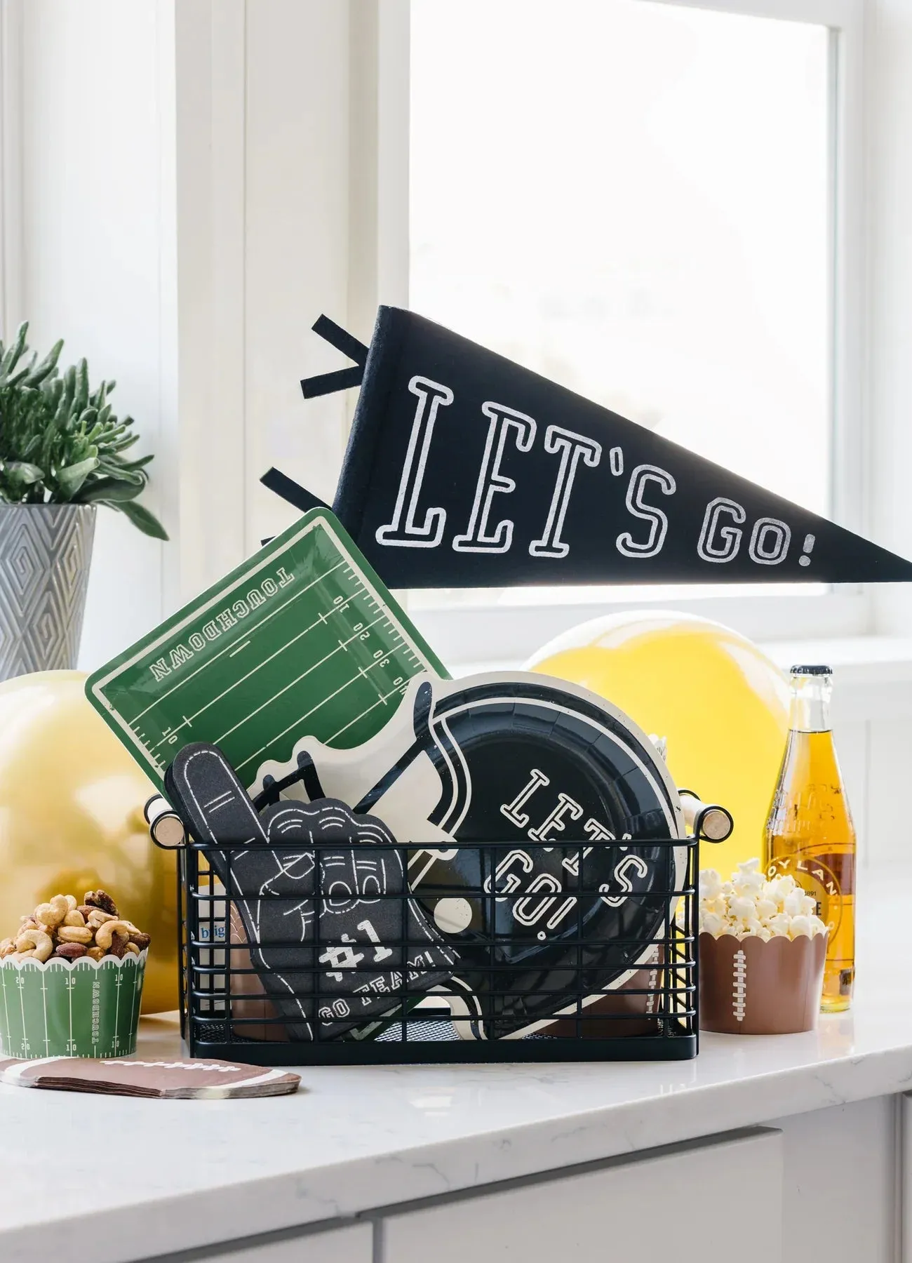 Jumbo Football Snack Cups 40ct