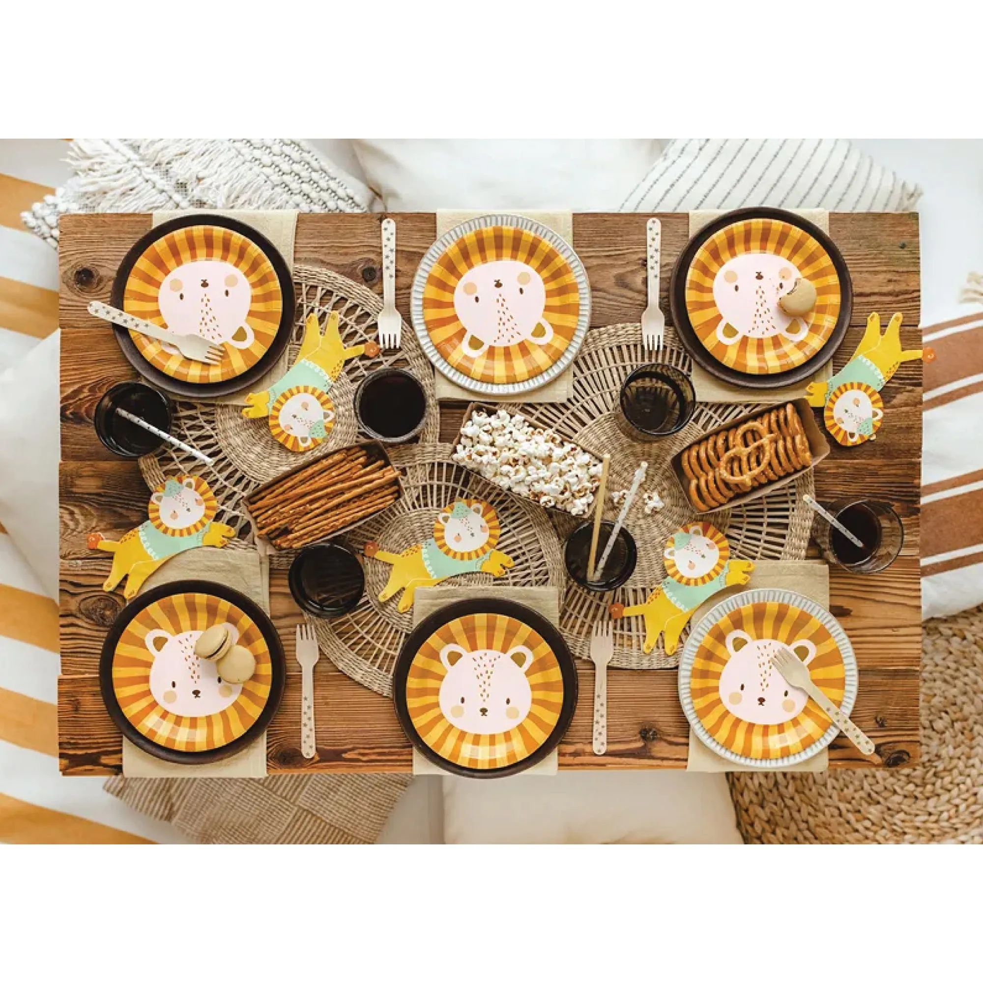 Leo the Lion Dessert Plates 6ct