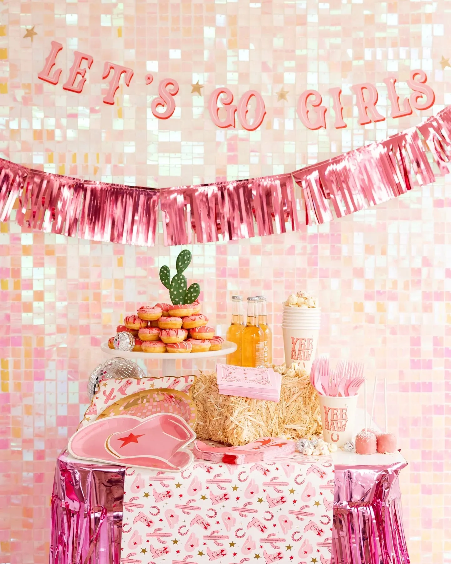 Let's Go Girls Banner Set