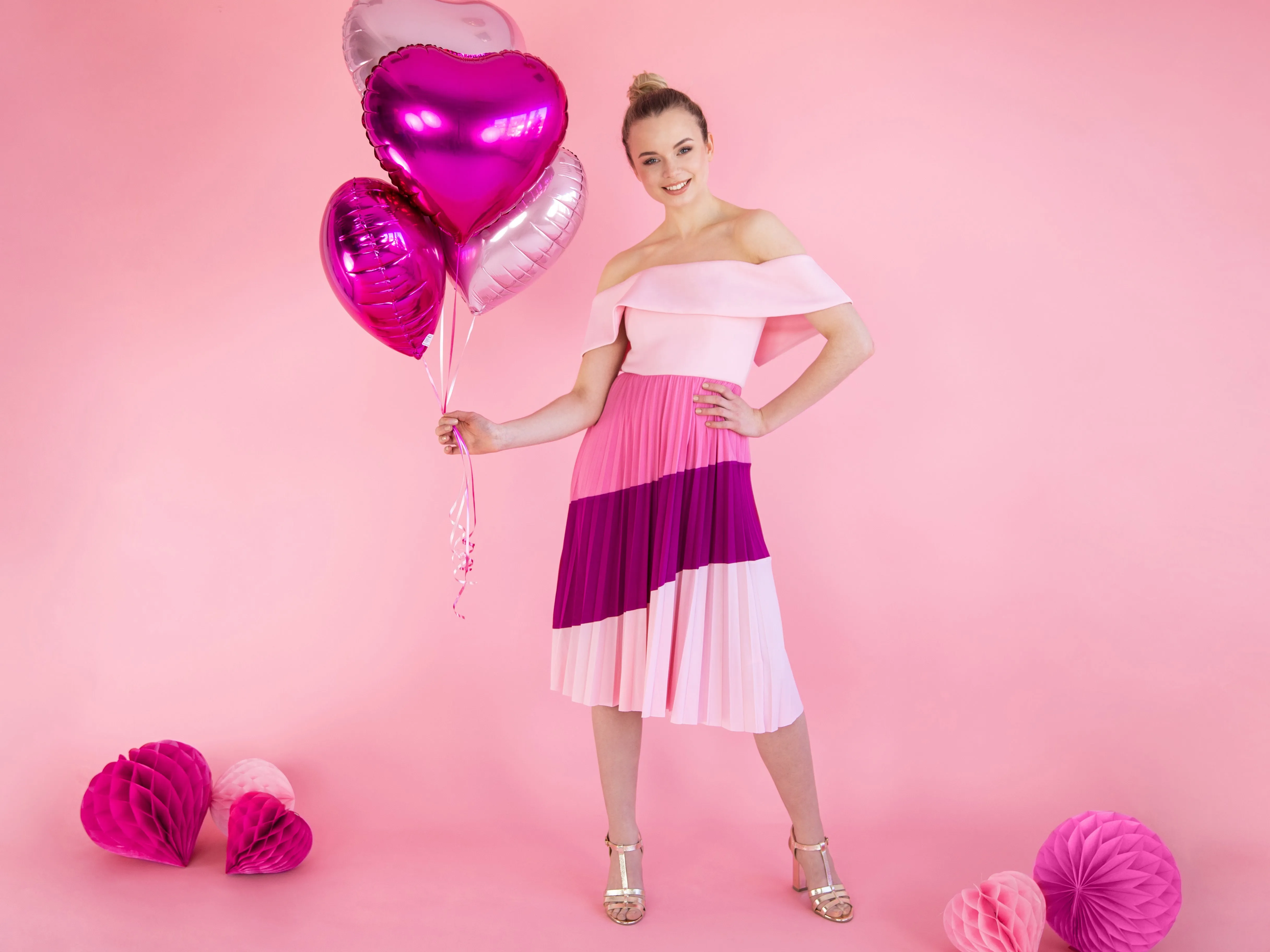 Metallic Light Pink Heart Foil Balloon 18in