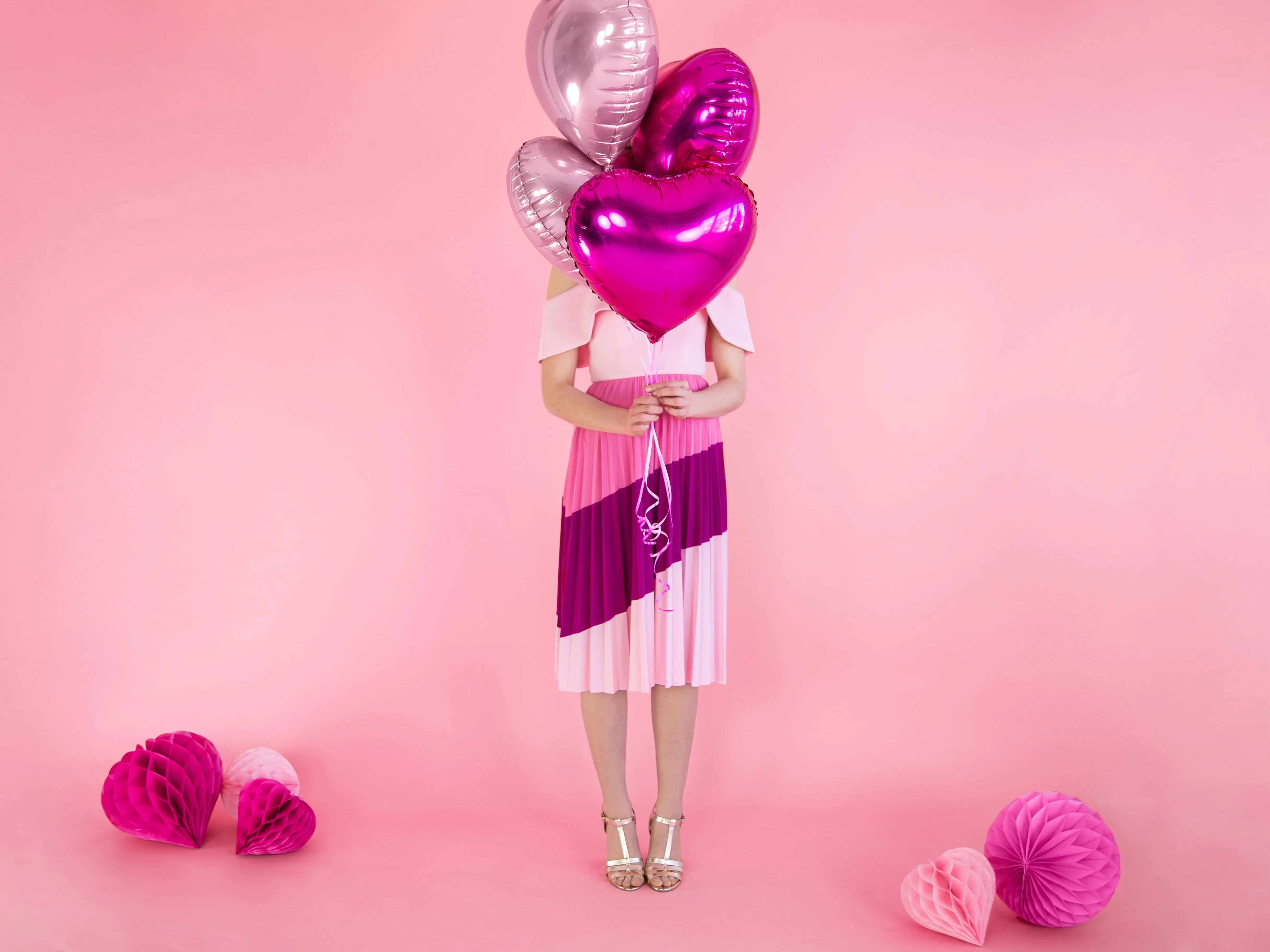 Metallic Light Pink Heart Foil Balloon 18in