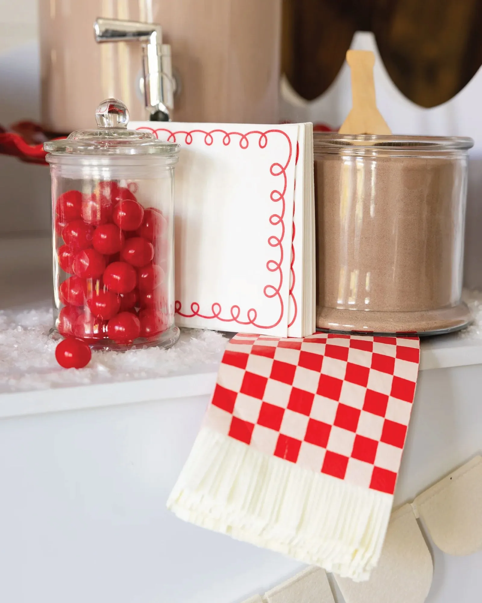 Pink & Red Checkered Paper Guest Towels 24ct