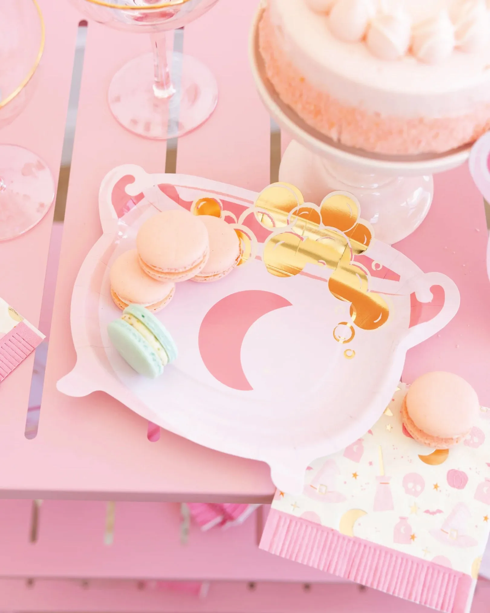 Pink Cauldron Lunch Plates 8ct