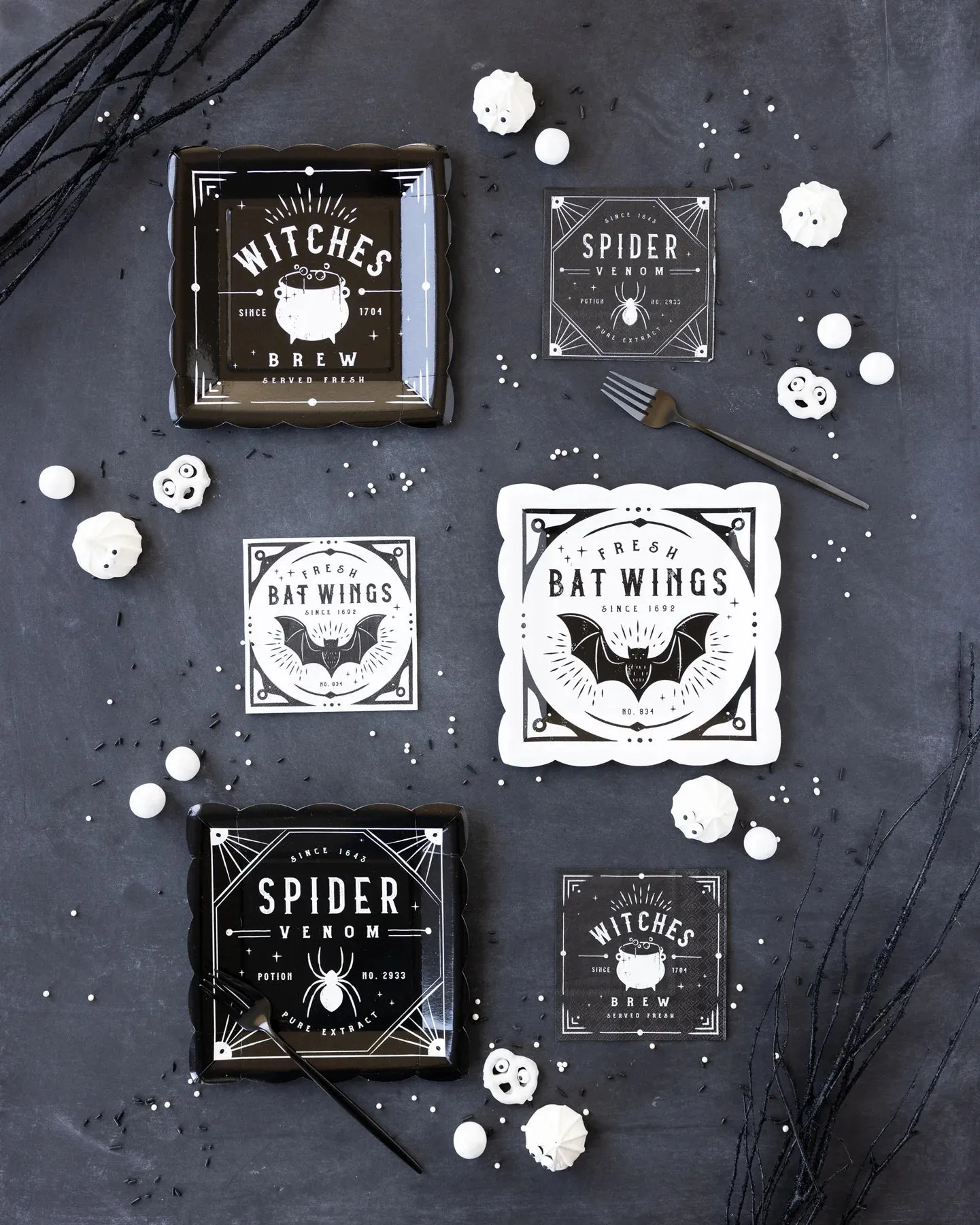 Salem Apothecary Label Paper Plates 9ct