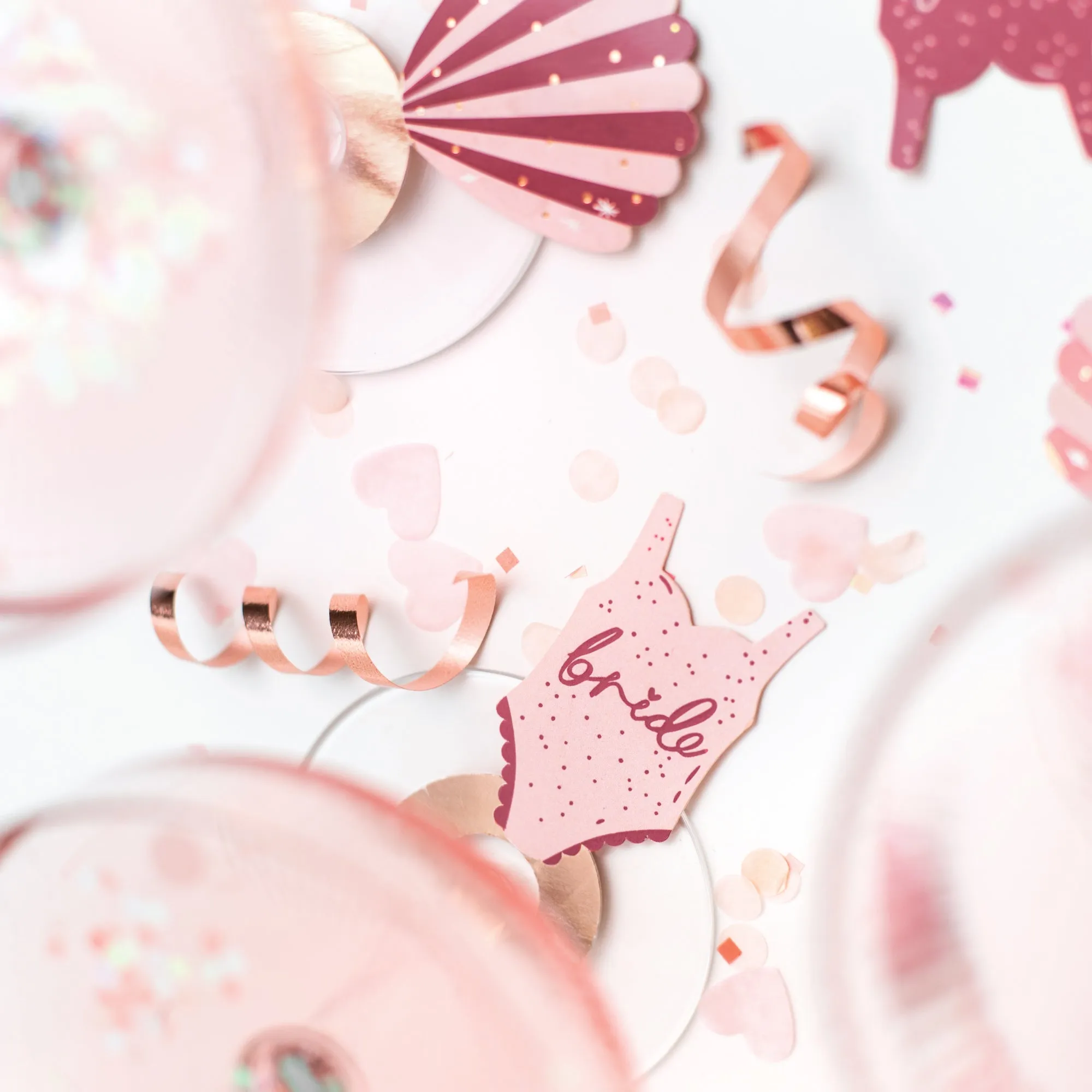 Seashell & Swimsuit Bride Drink Tags 10ct
