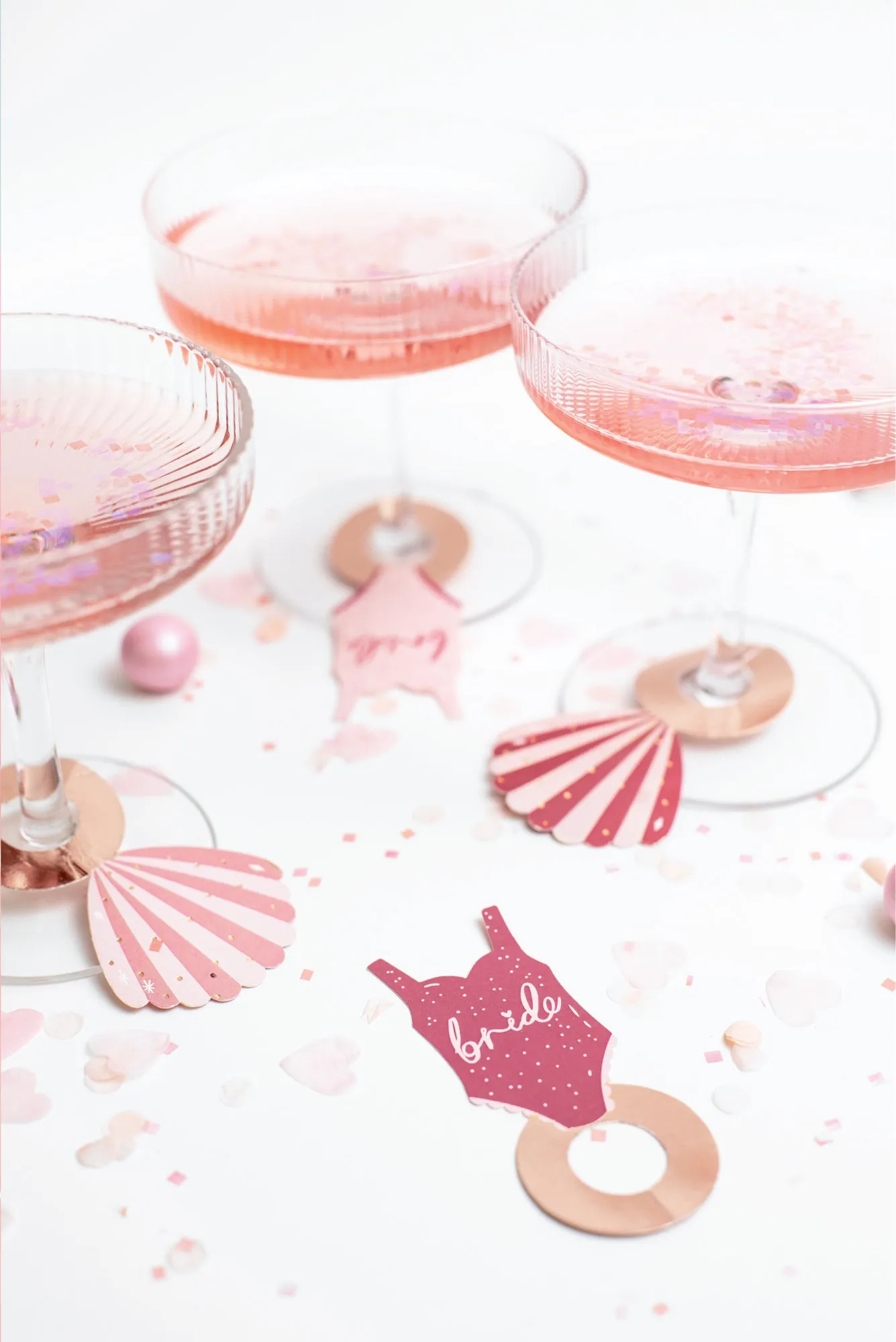 Seashell & Swimsuit Bride Drink Tags 10ct