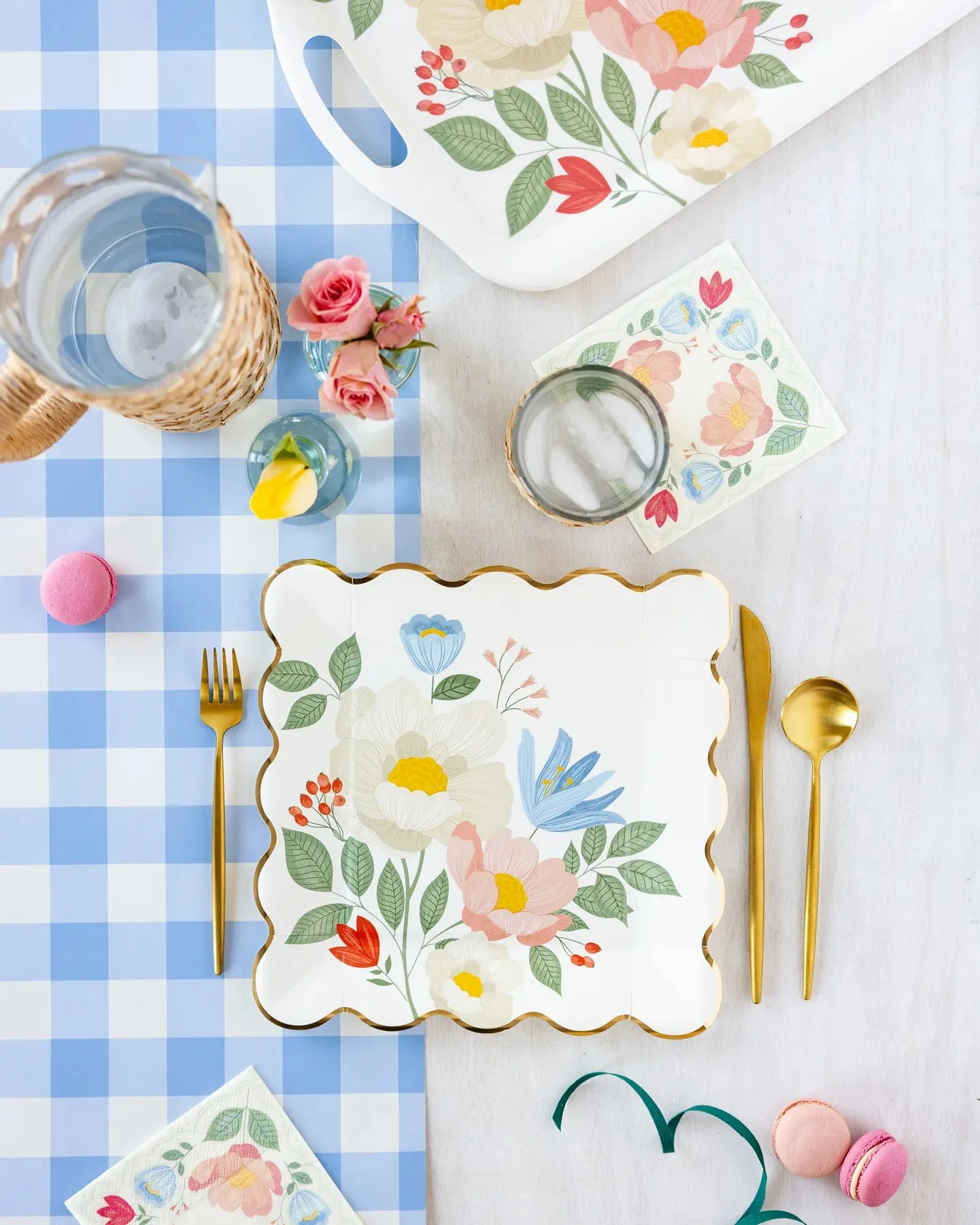 Springtime Blooms Square Dinner Plates 8ct