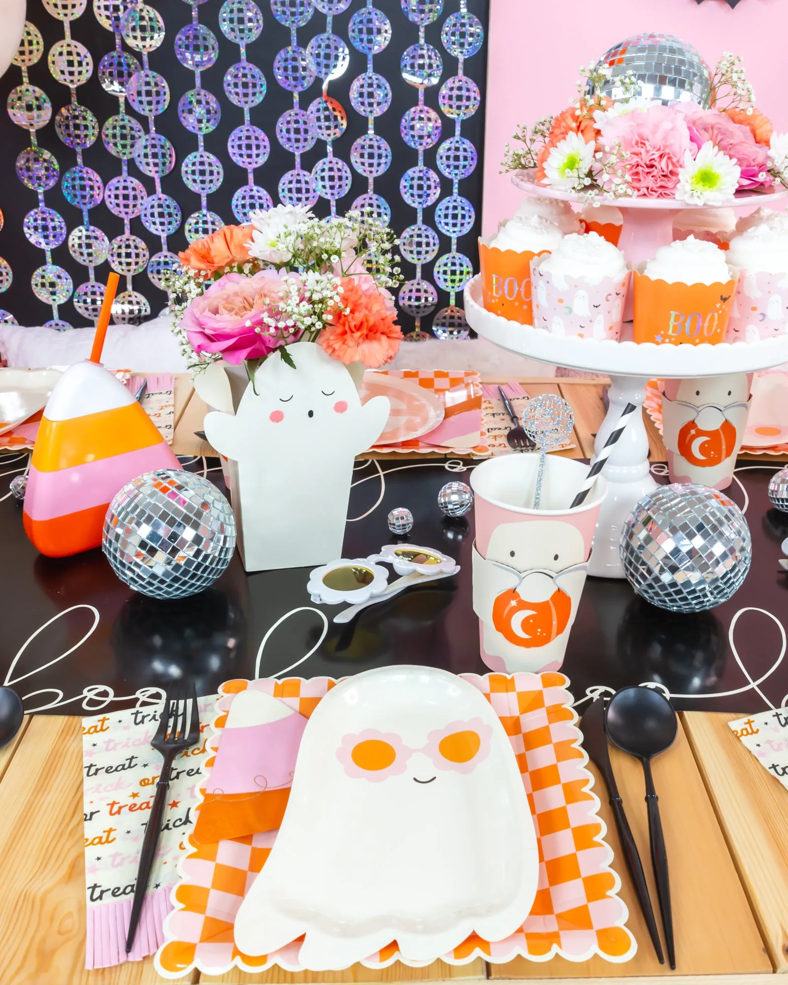 Trick or Treat Paper Guest Towels 24ct