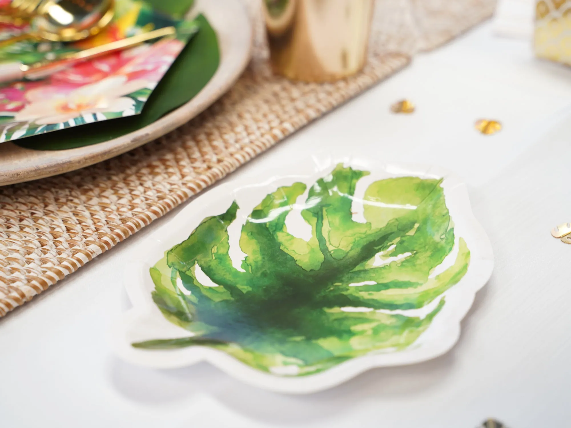 Tropical Leaf Dessert Plates 8ct
