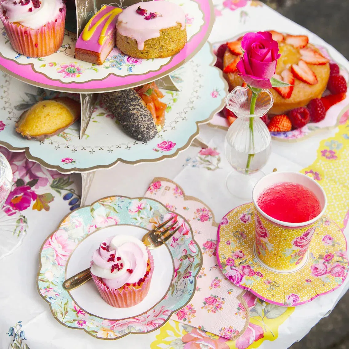 Vintage Floral Tea Party Dessert Plates 24ct