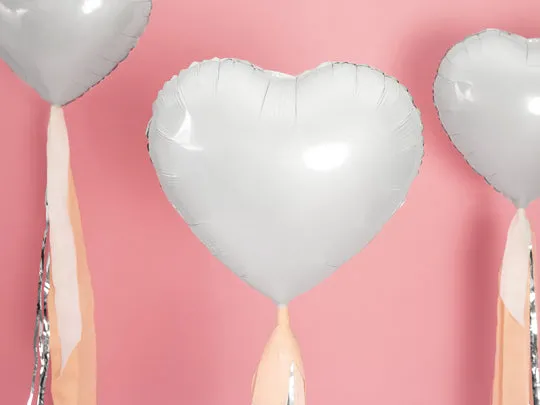 White Heart Foil Balloon 18in